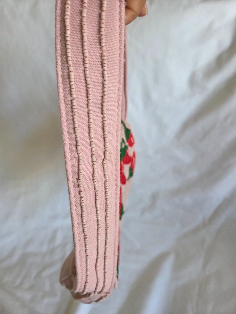 A New Day Chili Pepper Hand Beaded Flap Shoulder Bag - Picture 8 of 13